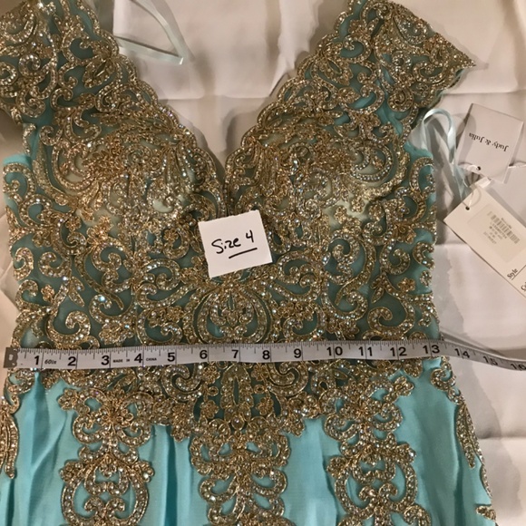 Formal evening ball mermaid style prom gown - Picture 8 of 8